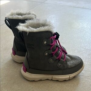Sorel Kids' Gray and Pink Lace Winter/Snow Boots